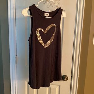 Beautiful tank top, size M, black color with golden heart, old navy brand